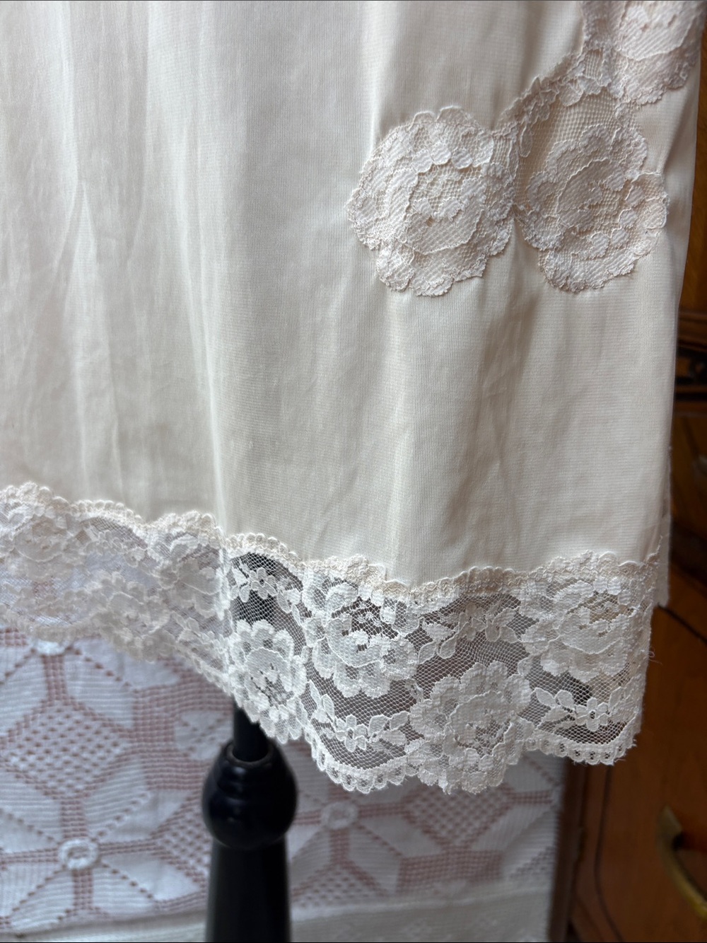 Vintage Ivory Lace Slip Dress Sz sm - Picture 4 of 9